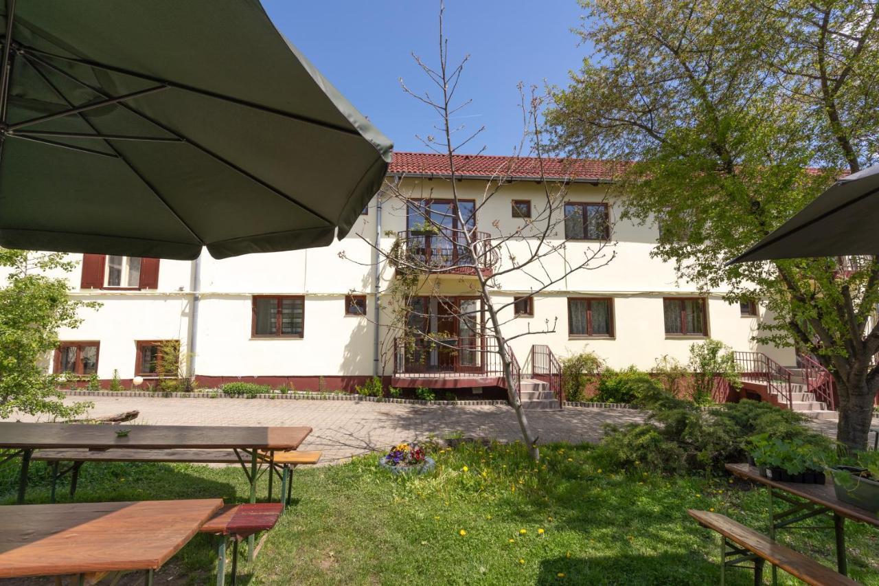 Pension Greenhouse Sibiu Exterior photo